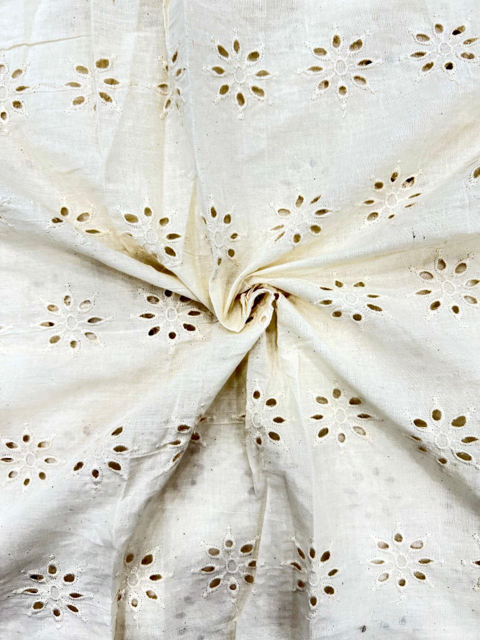 Ivory Bloom – 44” Schiffli Cotton Lace hakoba (Dyeable)