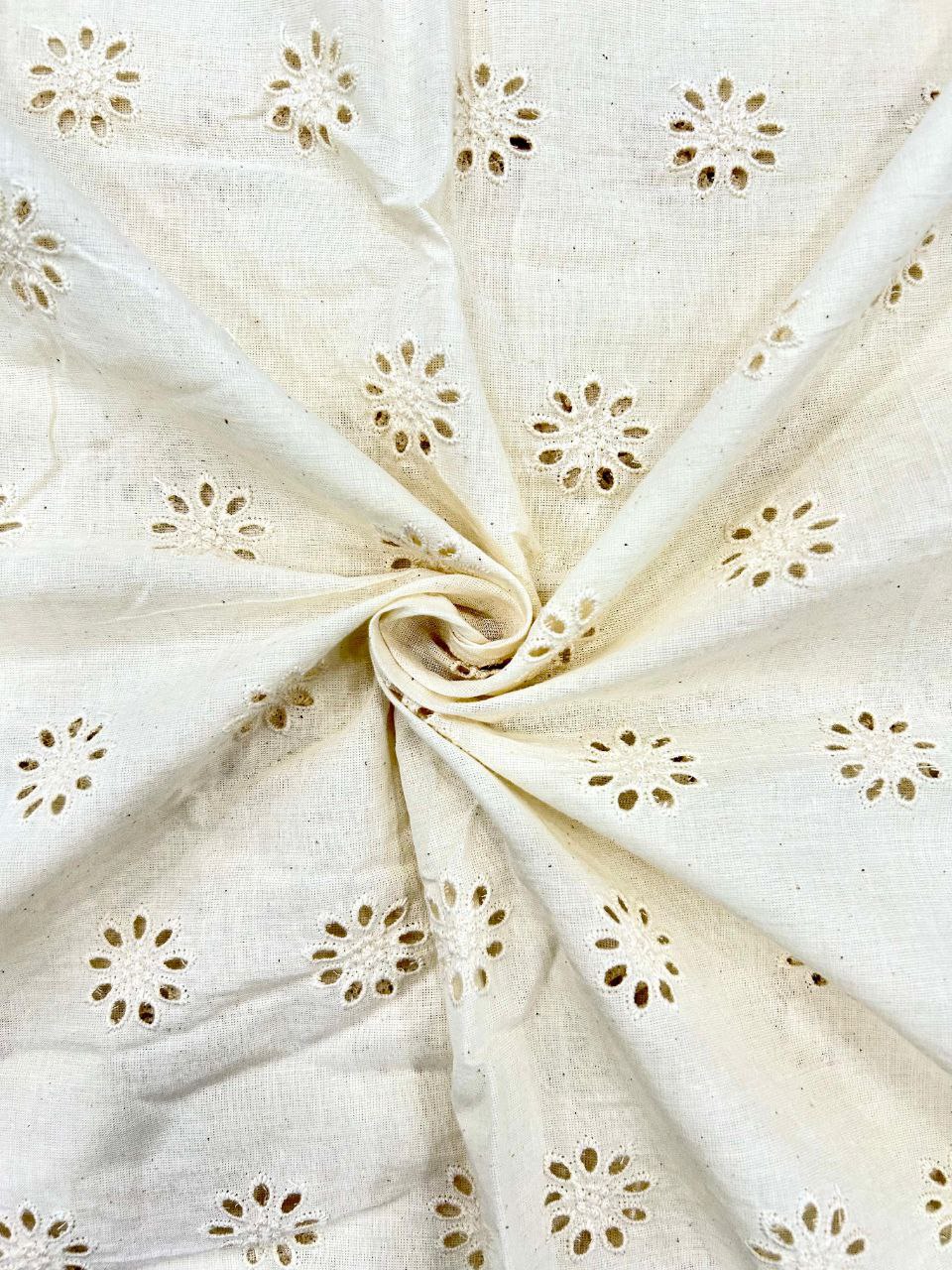 Lattice Flora – 44” Schiffli Lace Fabric hakoba (Dyeable)